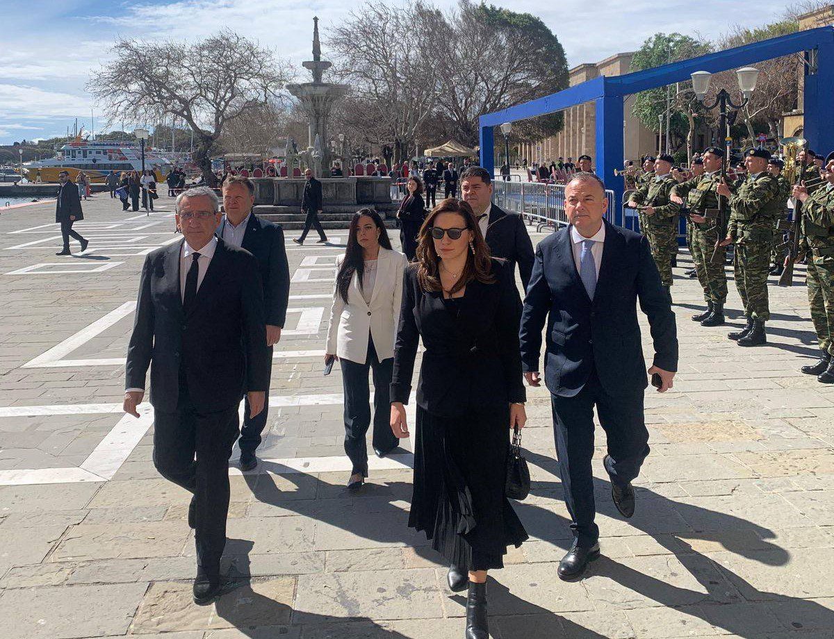 Με λαμπρότητα και εθνική συγκίνηση εορτάστηκε η 25η Μαρτίου στη Ρόδο