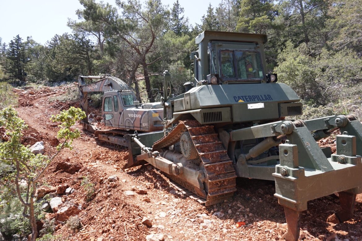Γιάννης Βογιατζής στον RV: Νίκη των πολιτών απέναντι στην αυθαιρεσία. Αναδασωτέα η έκταση στον Ακραμύτη μετά την παράνομη διάνοιξη δρόμου (audio)