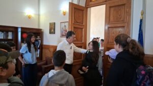 Εκπαιδευτική επίσκεψη μαθητών της Κεφάλου στο Δημαρχείο Κω