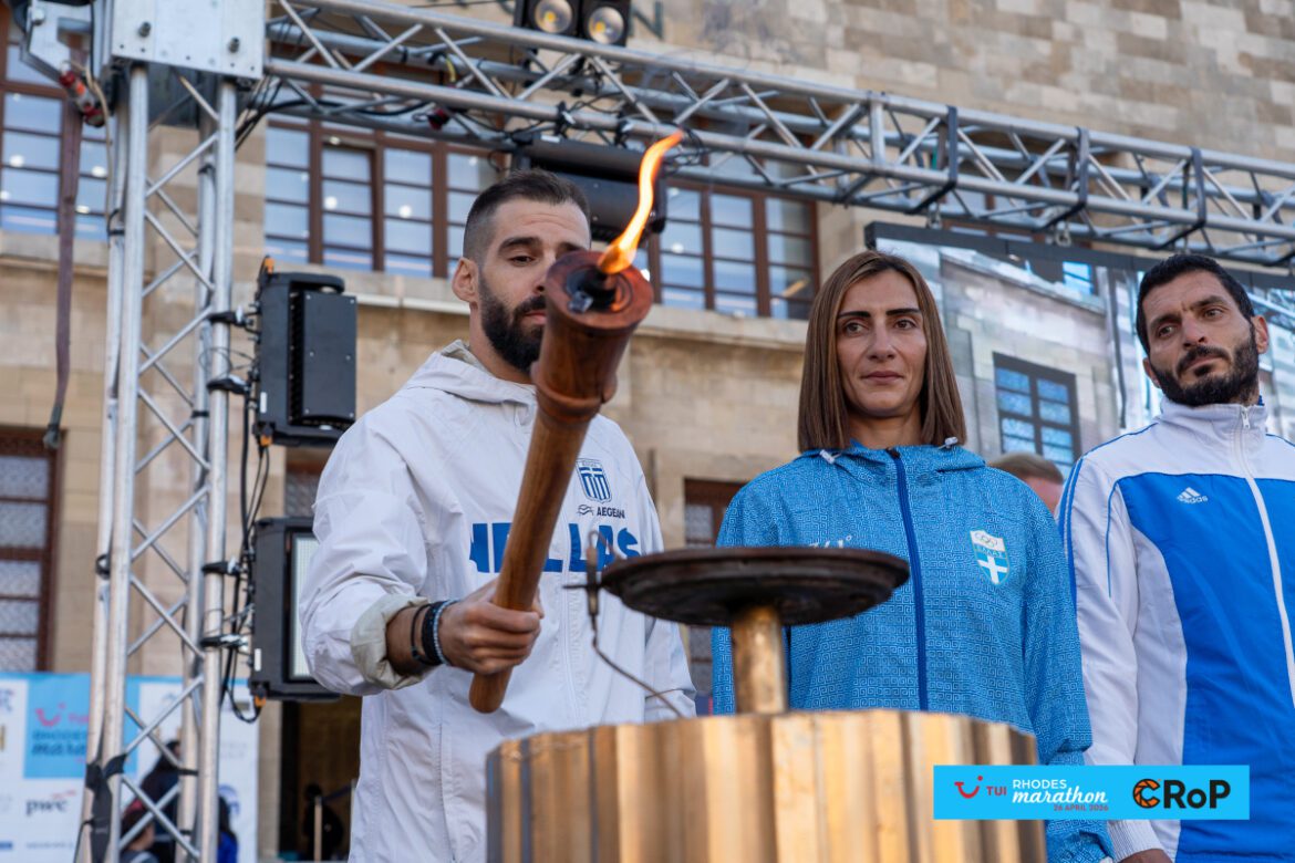 TUI Rhodes Marathon: Άναψε η Φλόγα της Καλλιπάτειρας από τον Παναγιώτη Καραΐσκο (Φωτο)