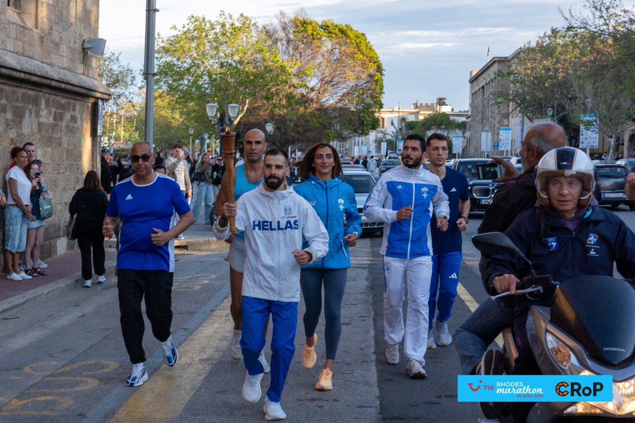 TUI Rhodes Marathon: Άναψε η Φλόγα της Καλλιπάτειρας από τον Παναγιώτη Καραΐσκο (Φωτο)