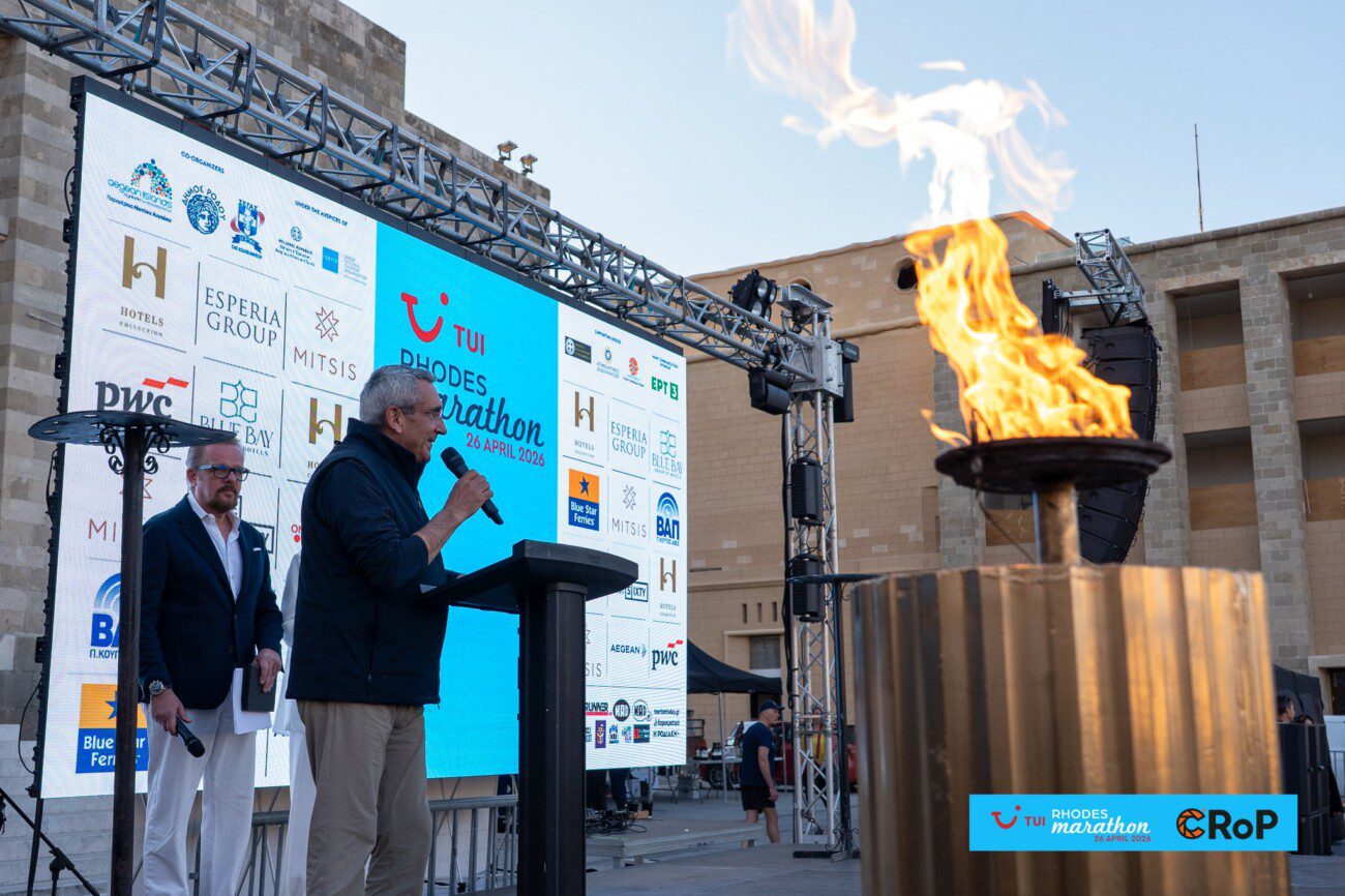 TUI Rhodes Marathon: Άναψε η Φλόγα της Καλλιπάτειρας από τον Παναγιώτη Καραΐσκο (Φωτο)