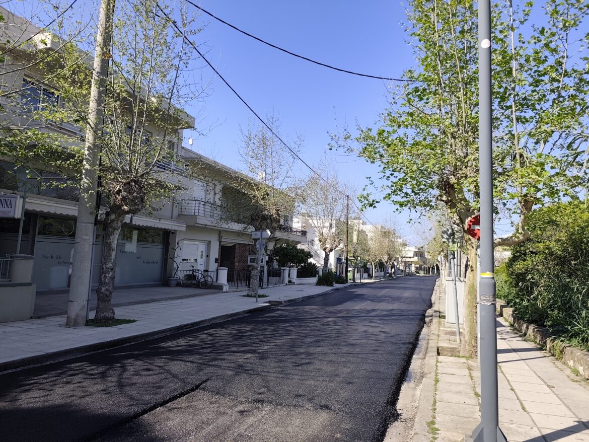 Ολοκληρώνεται η ασφαλτόστρωση στη Μεγάλου Αλεξάνδρου στην Κω – Επιστροφή στην κυκλοφορία έως την Κυριακή του Πάσχα