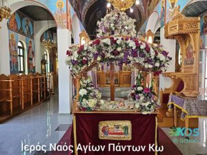 Η Κως βυθίστηκε στην κατάνυξη: Οδοιπορικό στους Επιτάφιους του νησιού μέσα από εικόνες
