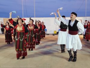 Κως: Πλημμύρισε από κόσμο η Καρδάμαινα στην πανηγυρική έναρξη του 2ου Αλασαρνιτών Ανταμώματος