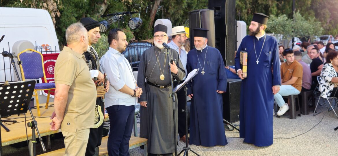 Πλήθος κόσμου στο αντάμωμα παράδοσης και πολιτισμού για τον Κλήδονα στην Κω, από τον Σύλλογο Ποντίων Κω