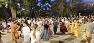 Αναβίωσαν τα έθιμα του Φανού και του Κλήδονα, από το Λύκειο Ελληνίδων Κω