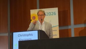 Ξεκίνησε στην Κω το διεθνές συνέδριο KOS 2026 για τη βιώσιμη διαχείριση στερεών αποβλήτων