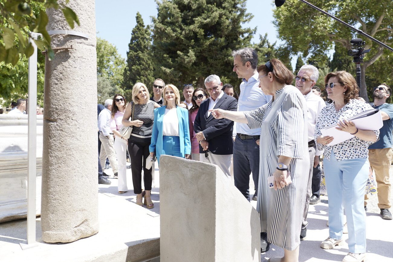 Επίσκεψη του Πρωθυπουργού Κυριάκου Μητσοτάκη στην Περβόλα, στη Μεσαιωνική Πόλη της Ρόδου