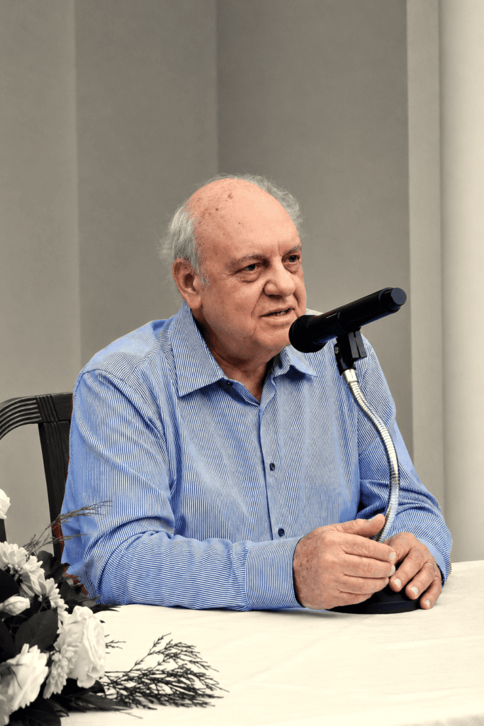 Γιώργος Σάββενας: Ο Άι Νικόλας σκέψεις για τη γειτονιά που καθημερινά με αγκαλιάζει