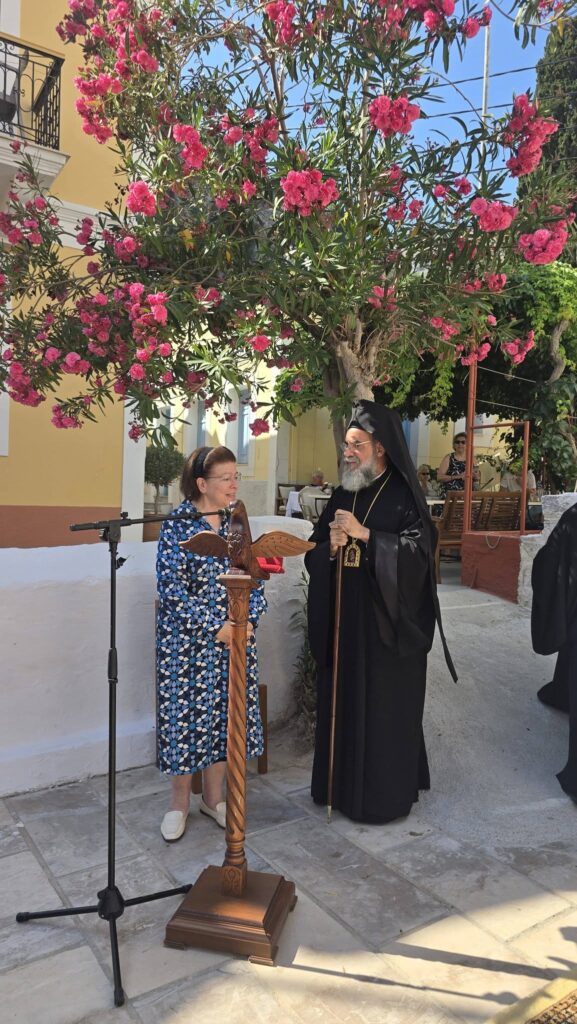 Σύμη: Η Λίνα Μενδώνη εγκαινίασε το έργο στερέωσης και αποκατάστασης του κωδωνοστασίου του Ιερού Ναού Αγίου Ιωάννου (Φωτο)
