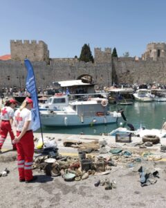 Ρόδος: Υποβρύχιος καθαρισμός στην Κολώνα – Εθελοντές στον αγώνα για μια καθαρή θάλασσα (Φωτορεπορτάζ))