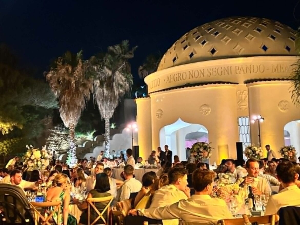Παραμυθένιος ο γάμος της χρονιάς, του Στέργου Χατζηδιάκου και της Κατερίνας Κωσταρίδη (pics & video)