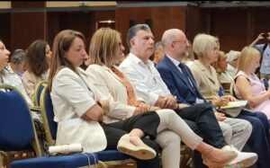 Ξεκίνησε στην Κω το διεθνές συνέδριο KOS 2026 για τη βιώσιμη διαχείριση στερεών αποβλήτων