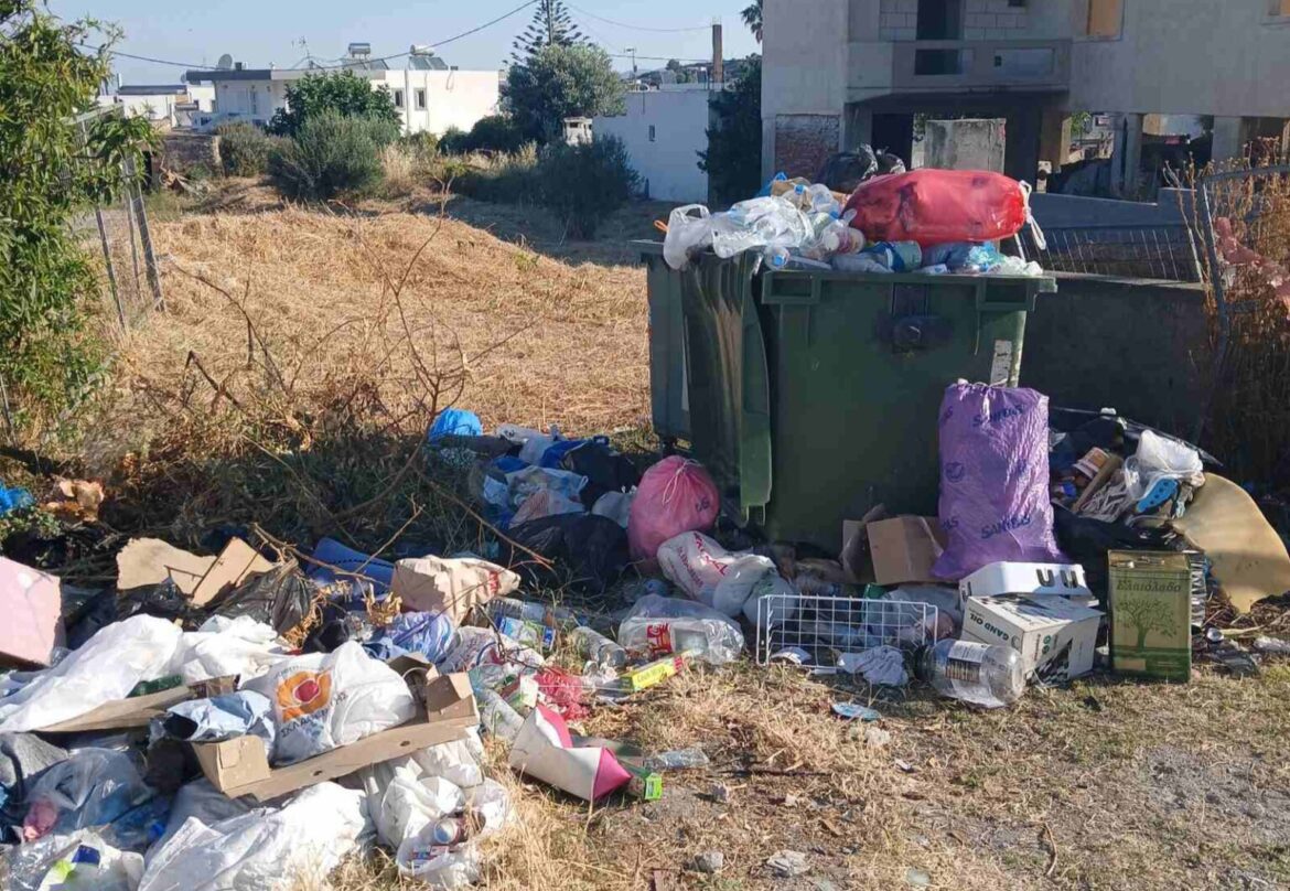 Ε. Σταθοπούλου: Πυλί Κω– Σκουπίδια, μεταφορές μεταναστών και η αίσθηση ότι κανείς δεν ακούει