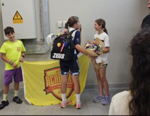 Διπλή βαλκανική διάκριση για την Ανδριάνα Σαμαρά – Θερμή υποδοχή στην Κω για τη «χρυσή» προσπάθεια της αθλήτριας της Ακαδημίας Κω