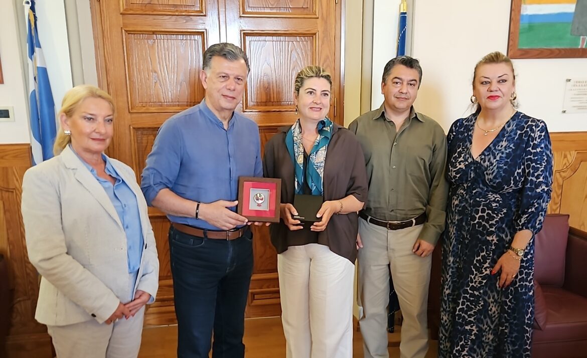 Ο Δήμαρχος Κω υποδέχθηκε τη Γενική Πρόξενο της Τουρκίας σε εθιμοτυπική επίσκεψη