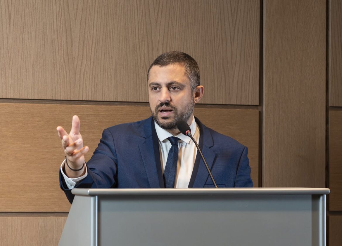 Γερονικόλας για Κολιάδη: Δεν μπορώ να επιτρέψω σε κανέναν να χρησιμοποιεί τον τοπικό πατριωτισμό για να χειραγωγεί την κρίση των πολιτών