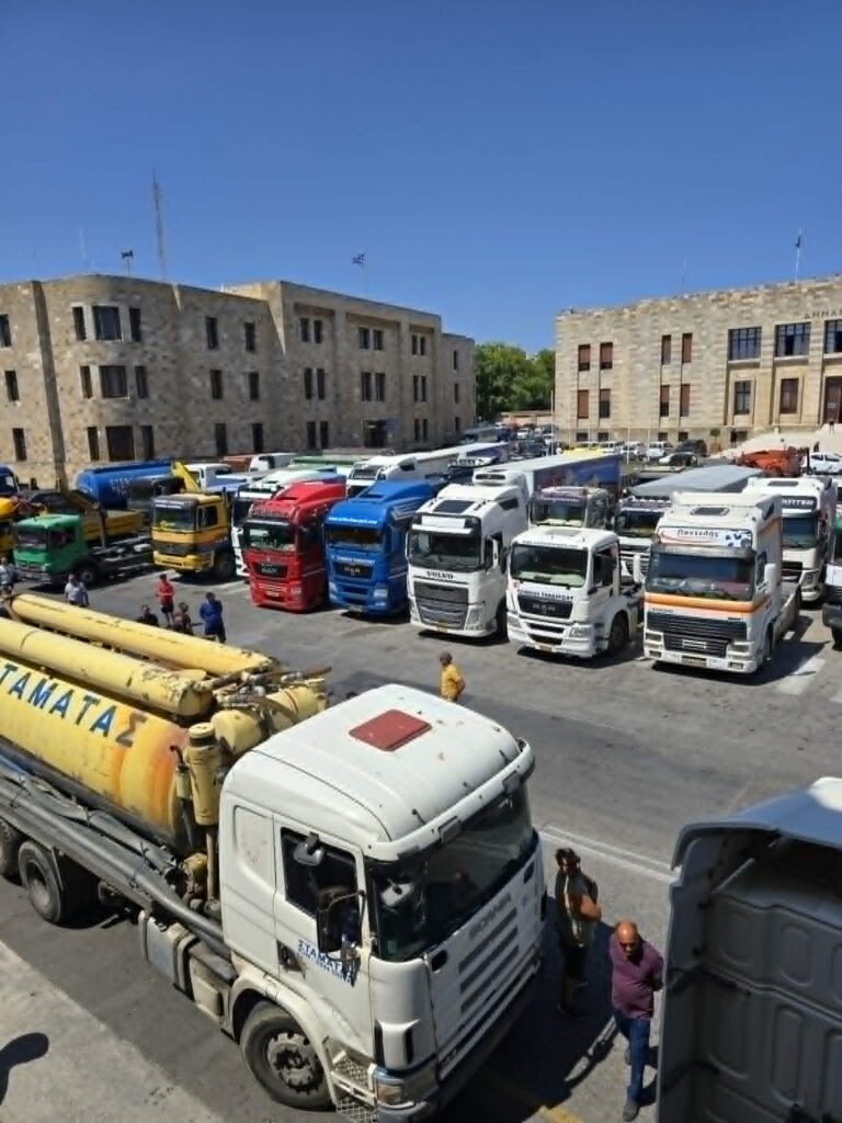 Θετικές εξελίξεις για τους επαγγελματίες οδηγούς στη Ρόδο – Συνάντηση με τον Υφυπουργό Εργασίας
