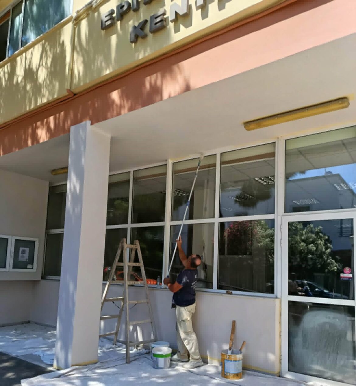 Ξεκίνησαν οι εργασίες ανακαίνισης του κτηρίου του Εργατικού Κέντρου Ρόδου