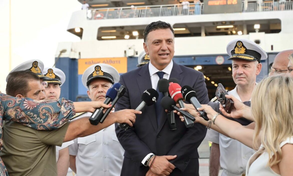Β. Κικίλιας από λιμάνι Πειραιά: «Έχουμε χιλιάδες λιμενικούς σε όλα τα λιμάνια μας για την ασφάλεια και την εξυπηρέτηση του επιβατικού κοινού – Στο 100% θα φτάσει η πληρότητα»