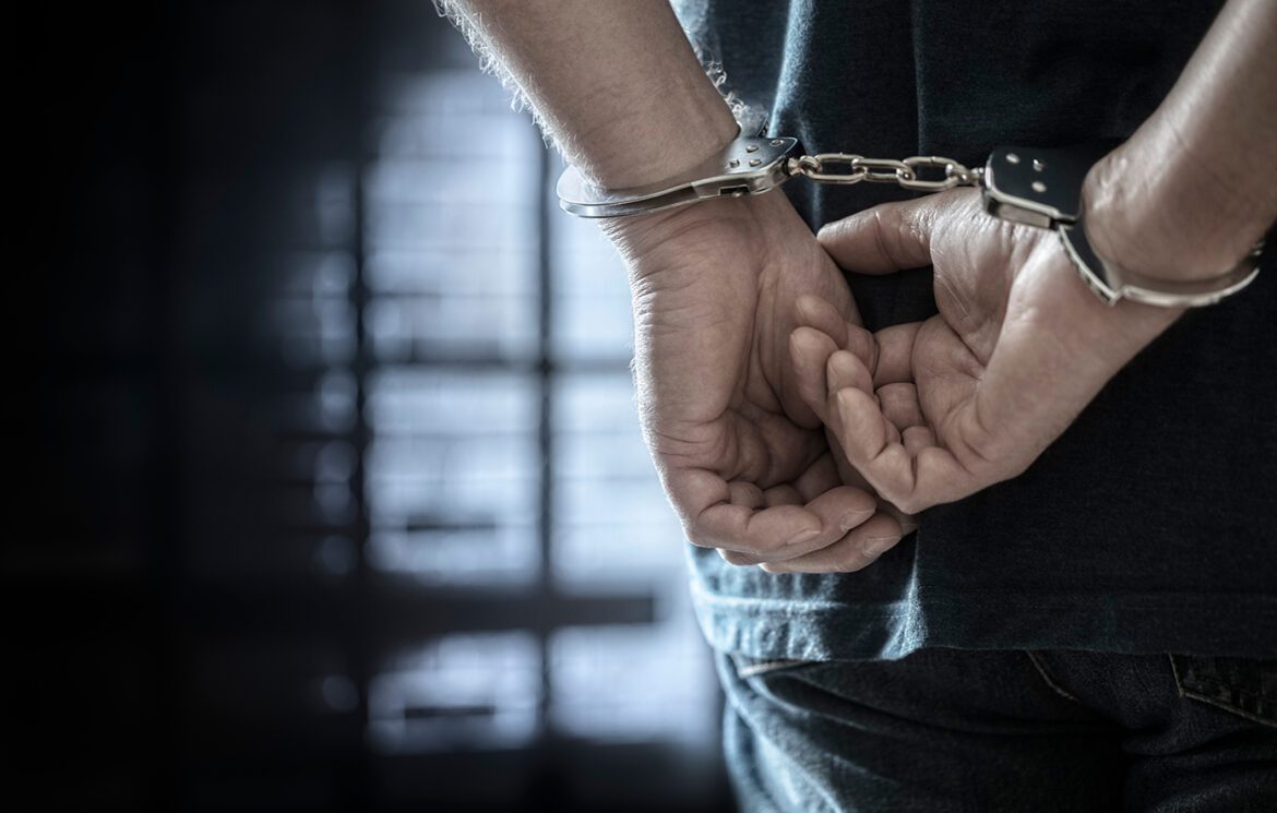 Μεθυσμένος τουρίστας διέλυσε δωμάτιο ξενοδοχείου στη Ρόδο, οι ζημιές ξεπερνούν τις 9.000 ευρώ