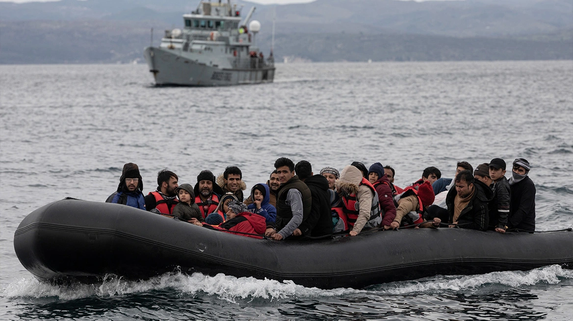 Τέλος οι ΜΚΟ, μόνο δικηγόροι στη νομική καθοδήγηση των μεταναστών: Θα παίρνουν 250€ για κάθε αιτούντα που επιλέγει να φύγει από τη χώρα